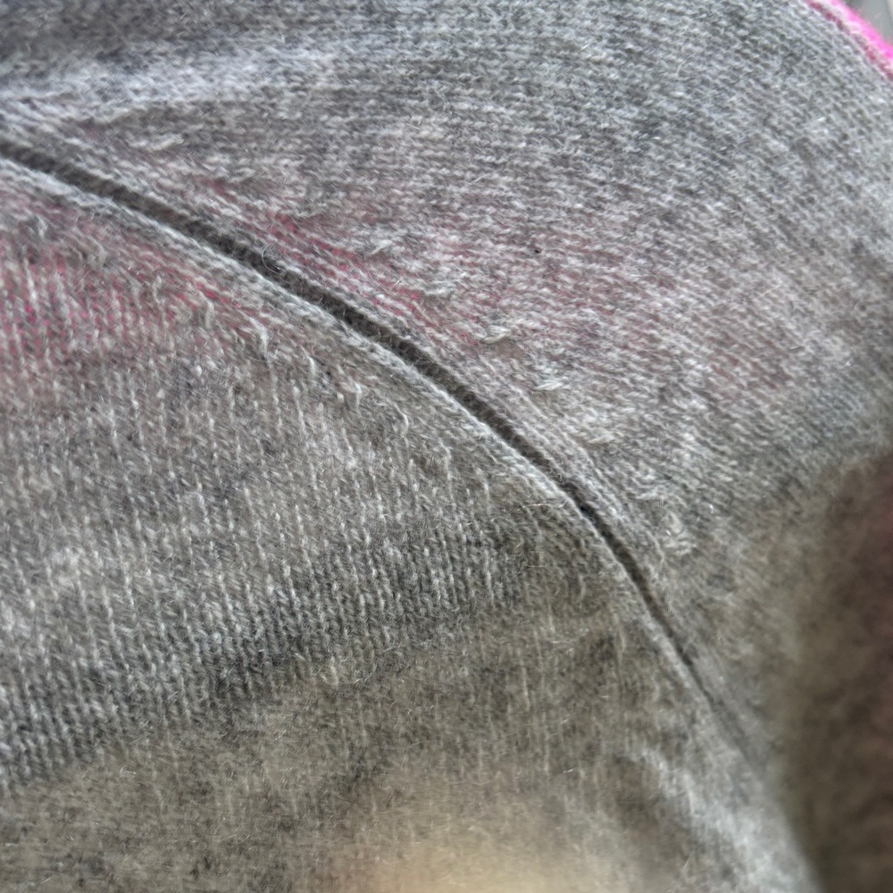 Brodie - Popping Fairisle Jumper in Grey
Regular price $330.00 USD - Picture 14 of 16